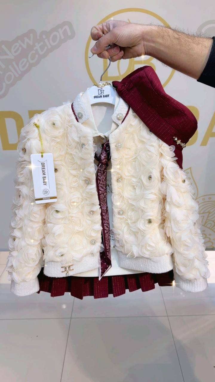 موديل الموسم (الترند): طقم "ليدي روز" الشتوي الفاخر 🤩🇹🇷