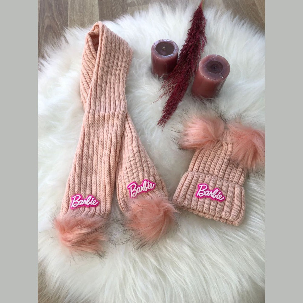 كوافي صوف مع الشال Barbie