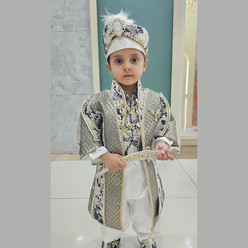 افخم وارقى الطقومات العثمانية للامراء الصغار